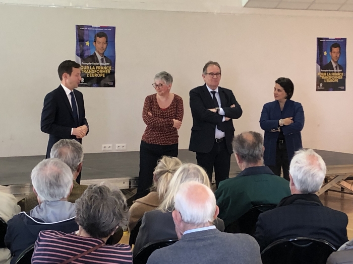 François-Xavier-Bellamy-à-la-rencontre-des-pêcheurs-lorientais